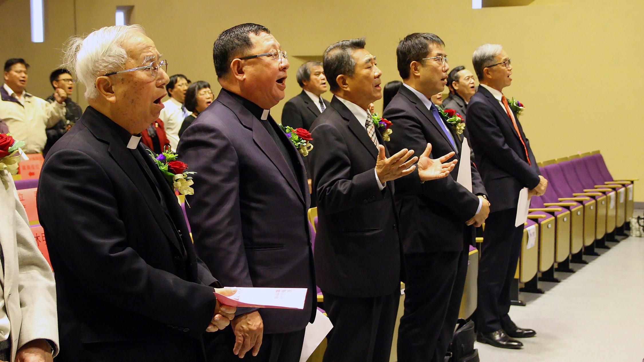 音樂+禱告 台南市長議員接受祝禱盼府城新氣象