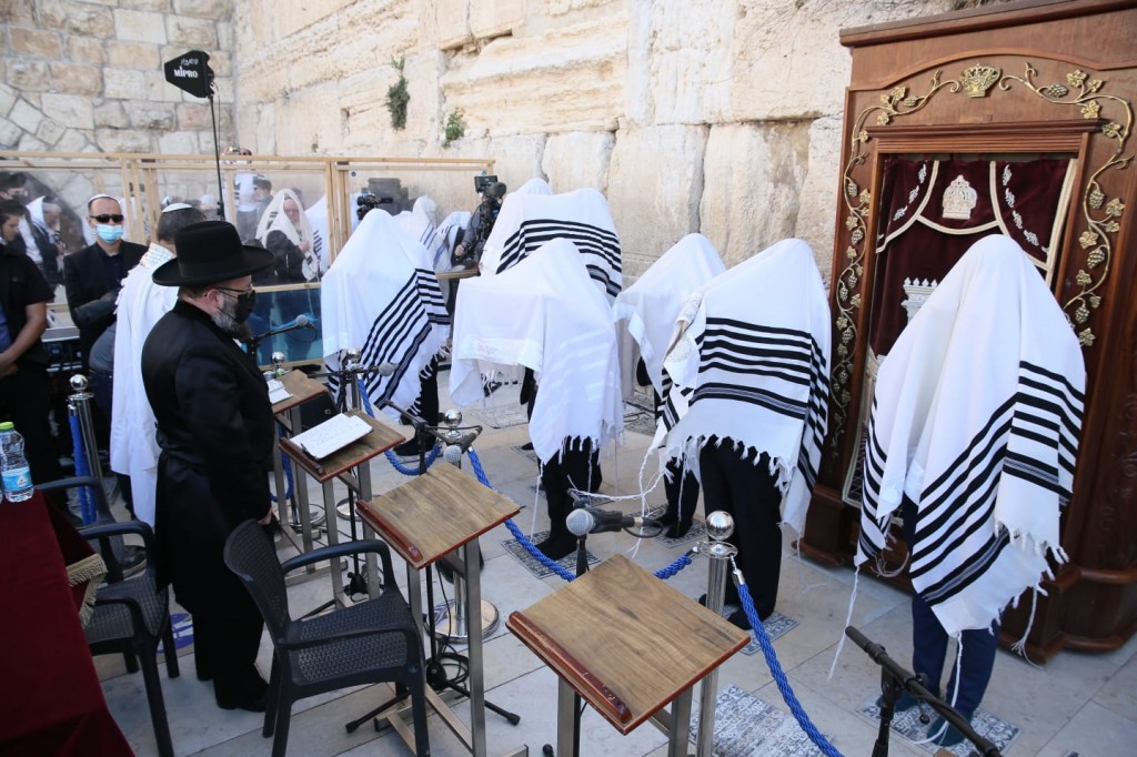 （翻攝自FB@The Western Wall Heritage Foundation）