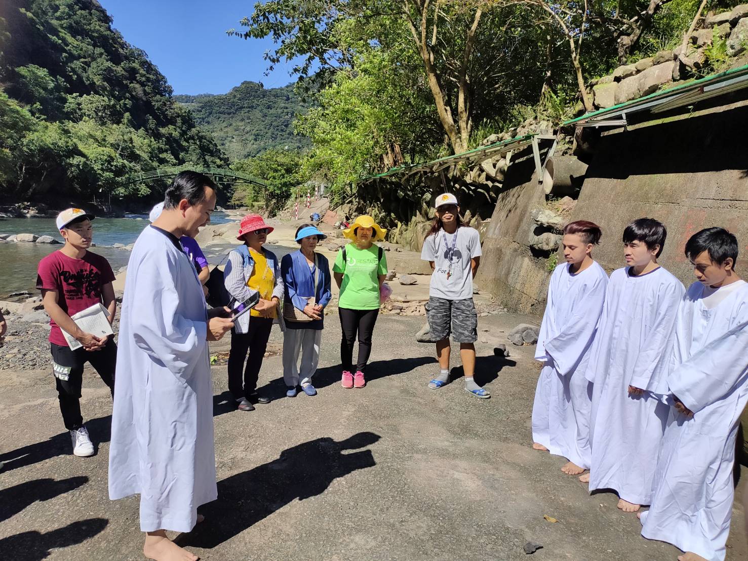 若沒有對台灣的泰勞傳福音有負擔，怎可能到泰國向他們傳福音（石榮英宣教士提供)