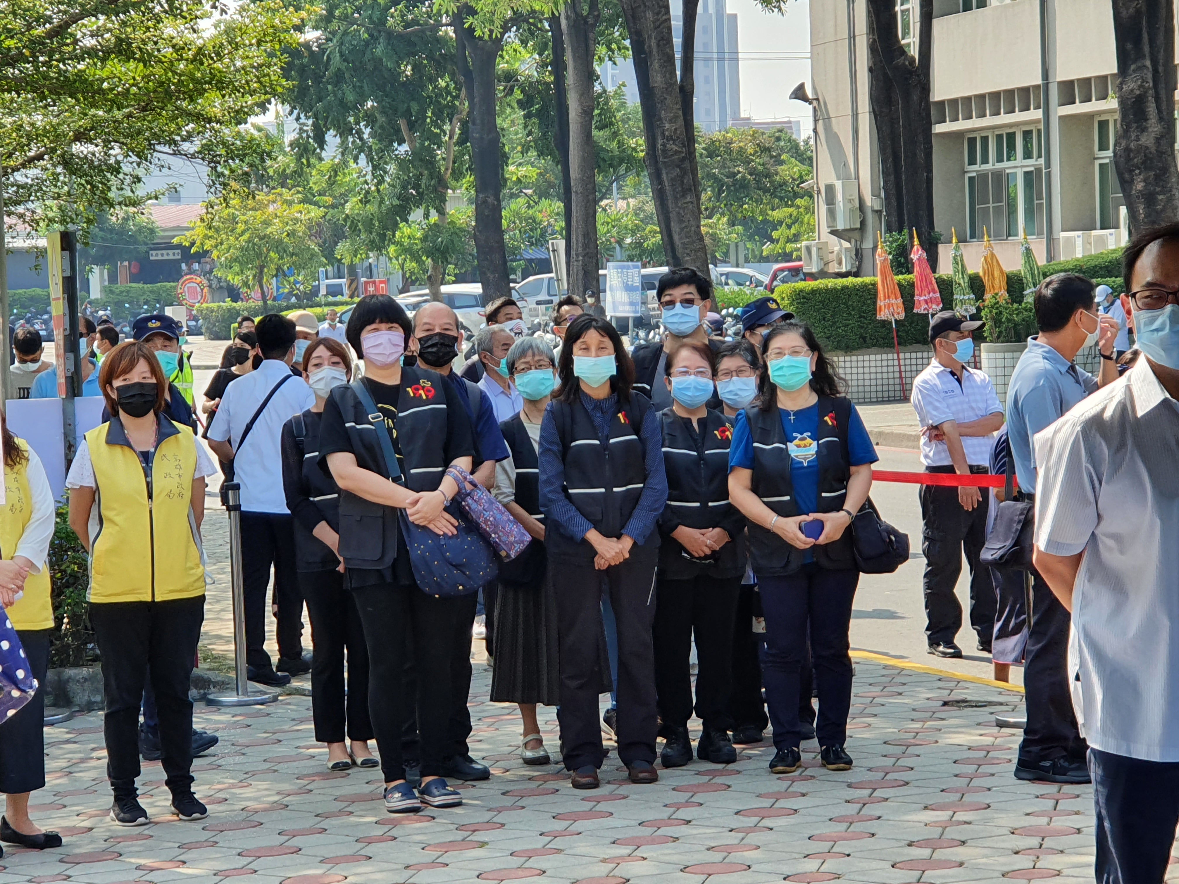 1919基督教救助協會團隊於高雄鹽埕區城中城大樓罹難者聯合公祭現場。（圖／基督教救助協會 提供）