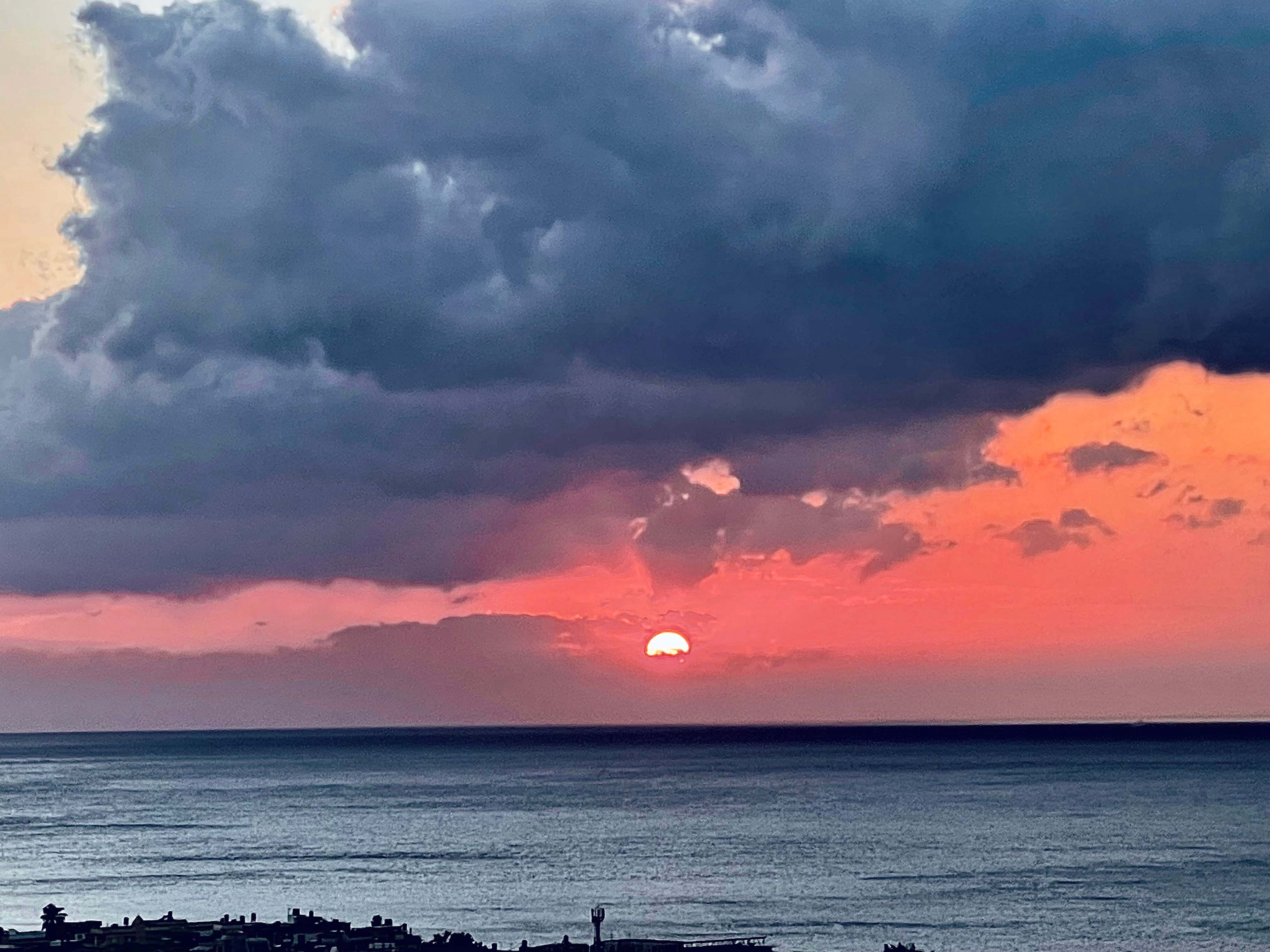 台鐵最南枋山車站夕照。（圖／TIM.C攝影）