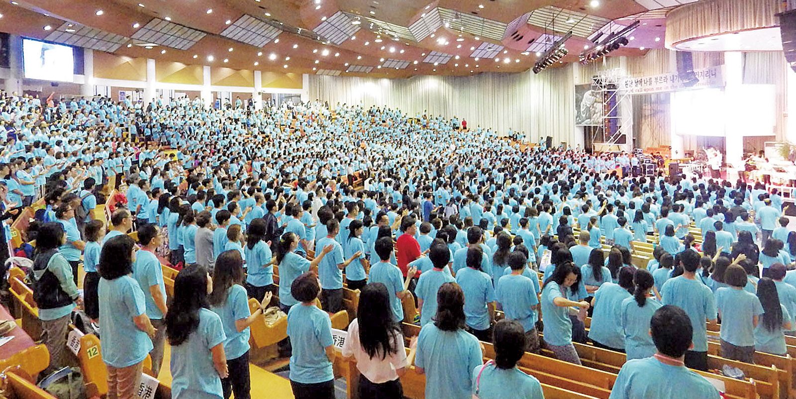 每年實體的訪韓聖會，吸引數千人參與。(圖/本報資料照片)