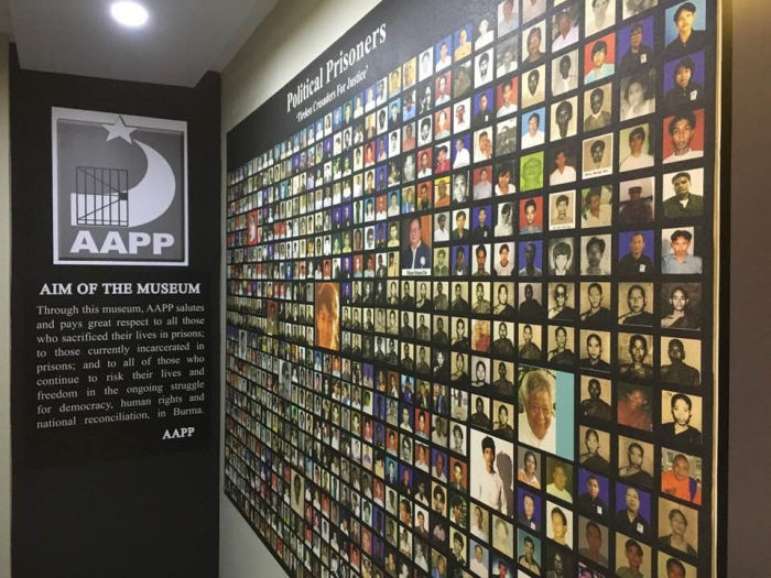 政治犯援助協會 （AAPP）的緬甸仰光博物館內，展示待救援者照片。（圖／AAPP）