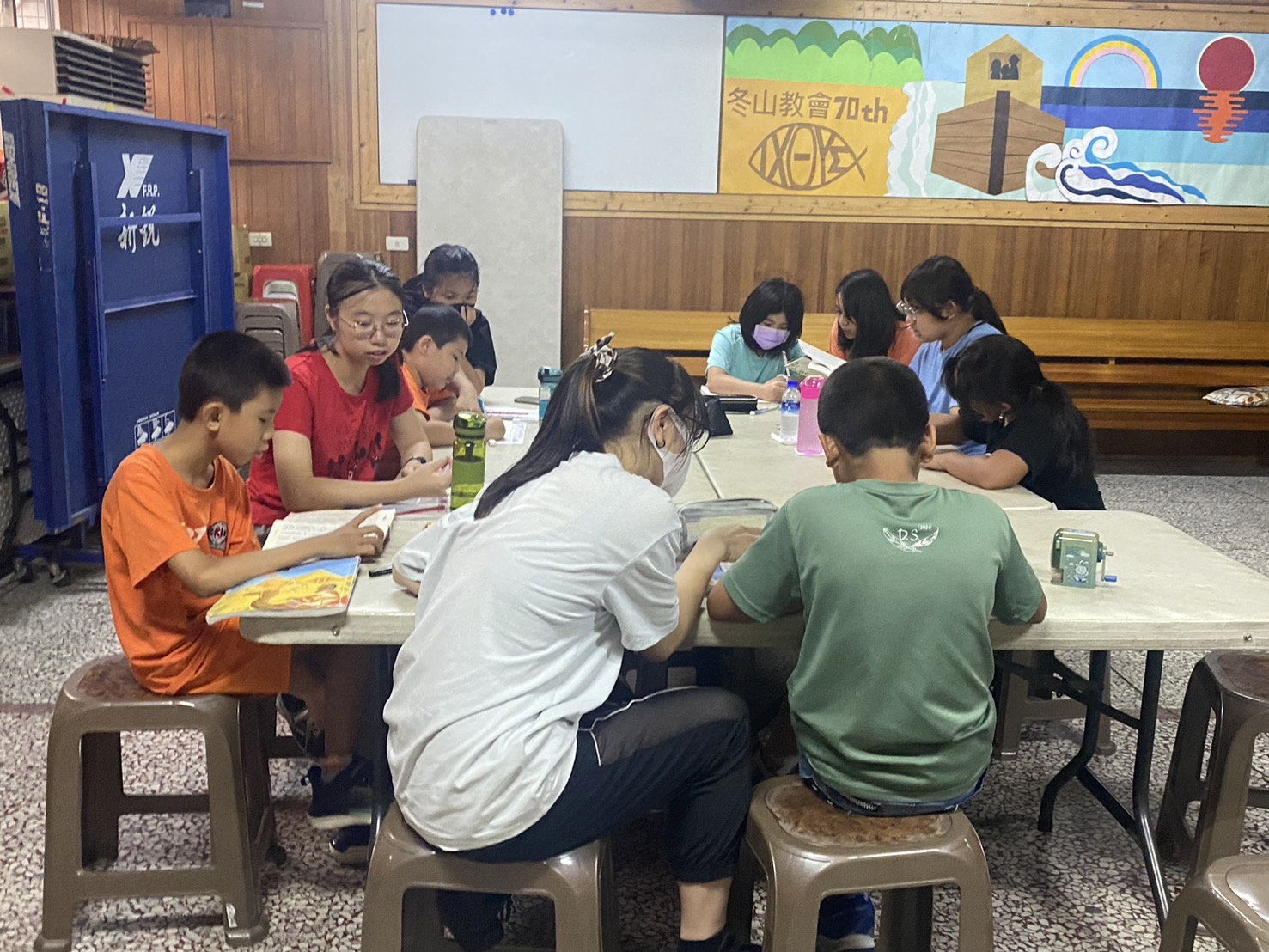 風雨過後，宜蘭冬山教會成孩子避難所。（鄭忠仁牧師提供）